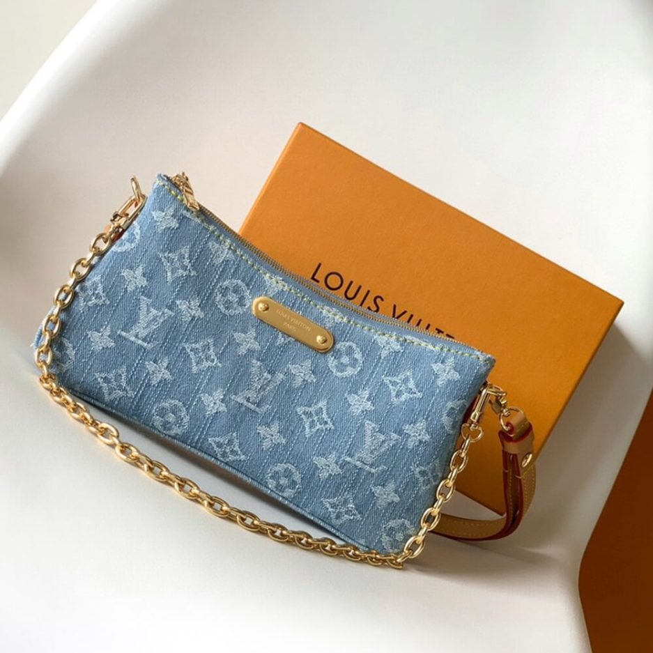 LV Liv Pochette - Image 2