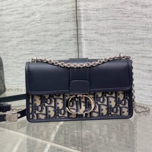 Dior 30 Montaigne East-West Bag with Chain - Image 2