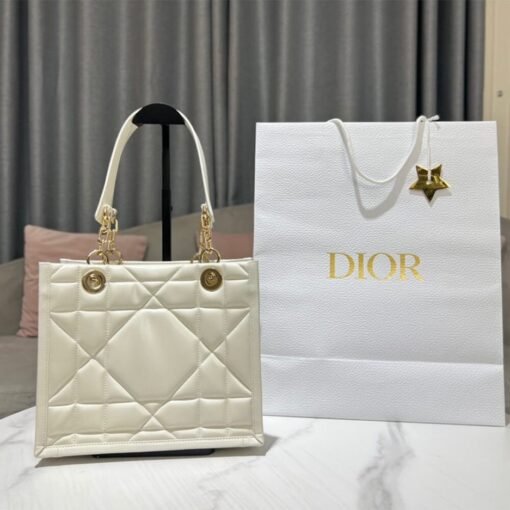 SMALL DIOR ESSENTIAL TOTE BAG - Image 2