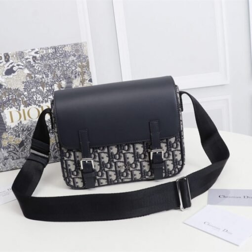 KID’S MESSENGER BAG - Image 2