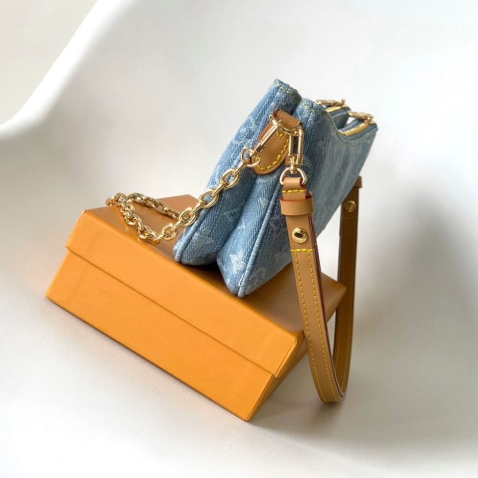 LV Liv Pochette - Image 3