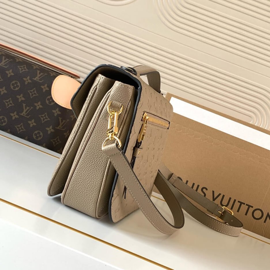 LV Pochette Metis - Image 3