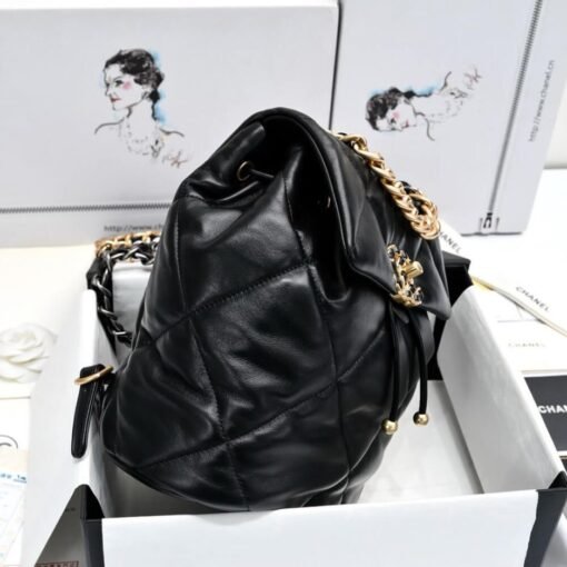 CHANEL 19 BACKPACK - Image 3