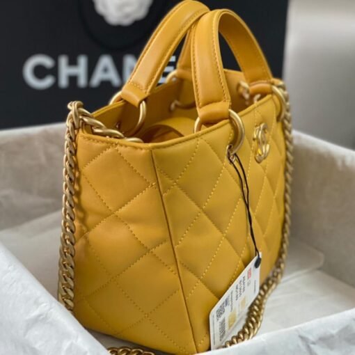 CHANEL SHOPPING BAG - Image 3