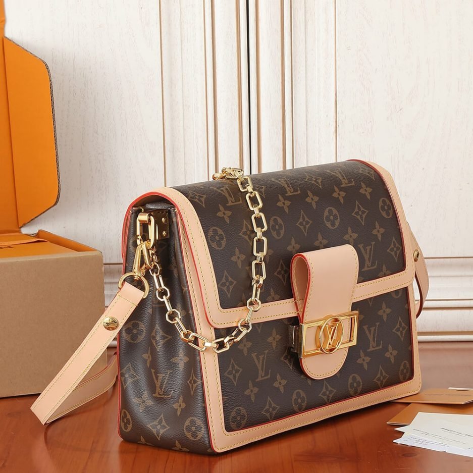 LV Dauphine Soft MM - Image 3