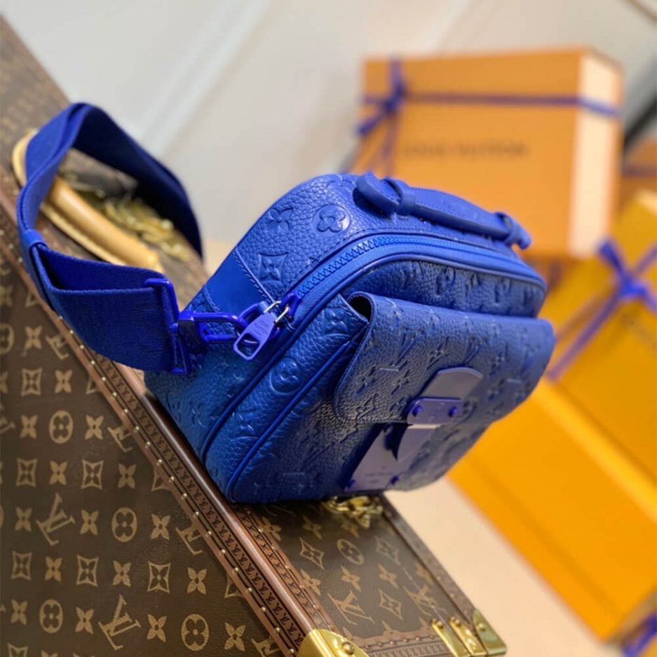 LV S LOCK MESSENGER - Image 3