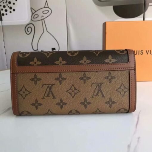 LV Sarah Wallet - Image 4