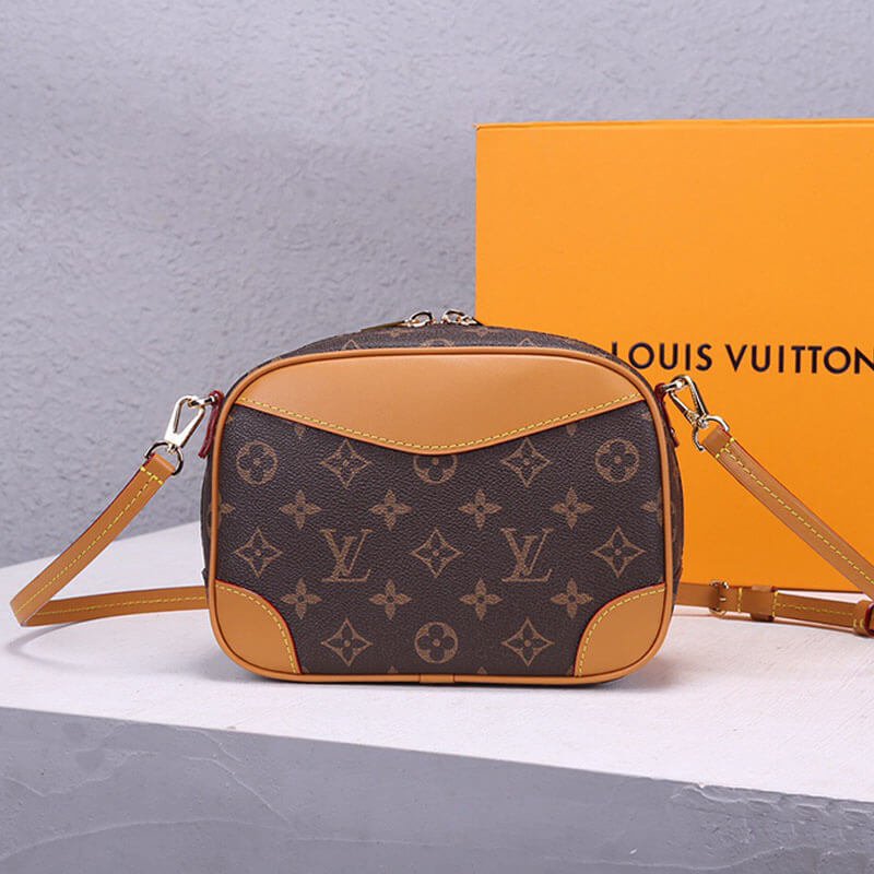LV Deauville Mini Handbag - Image 4