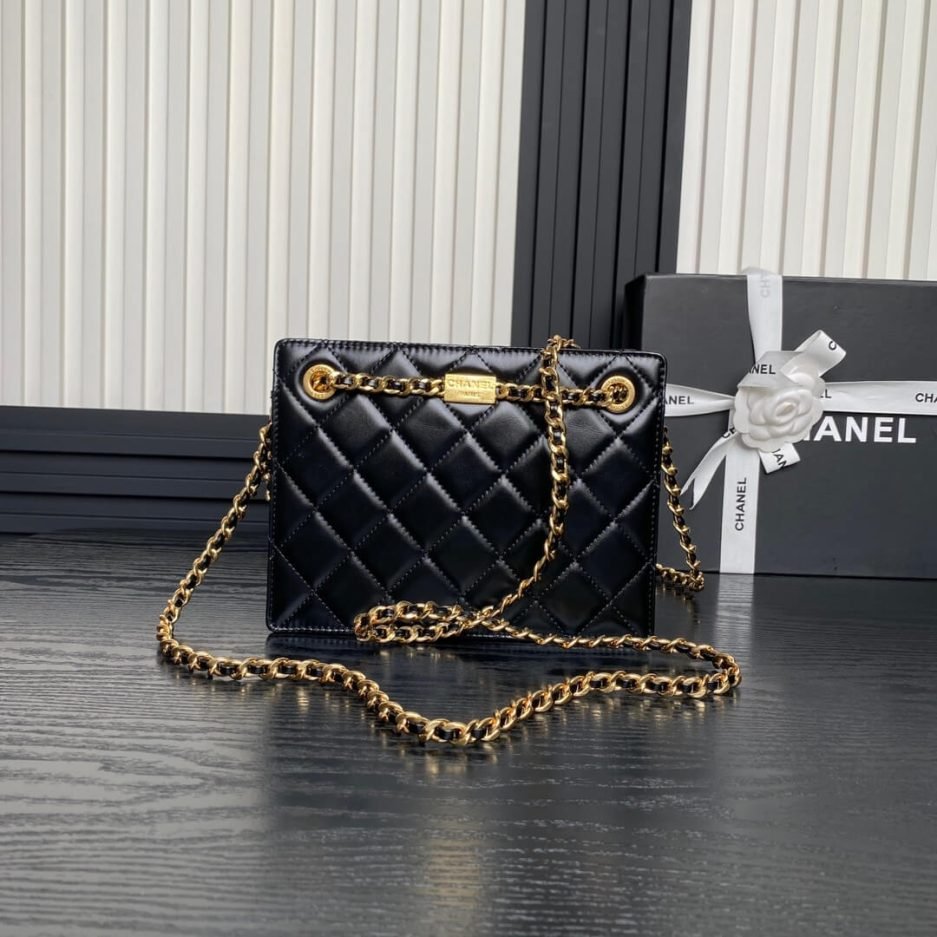 Chanel Small Shopping Bag - Image 4