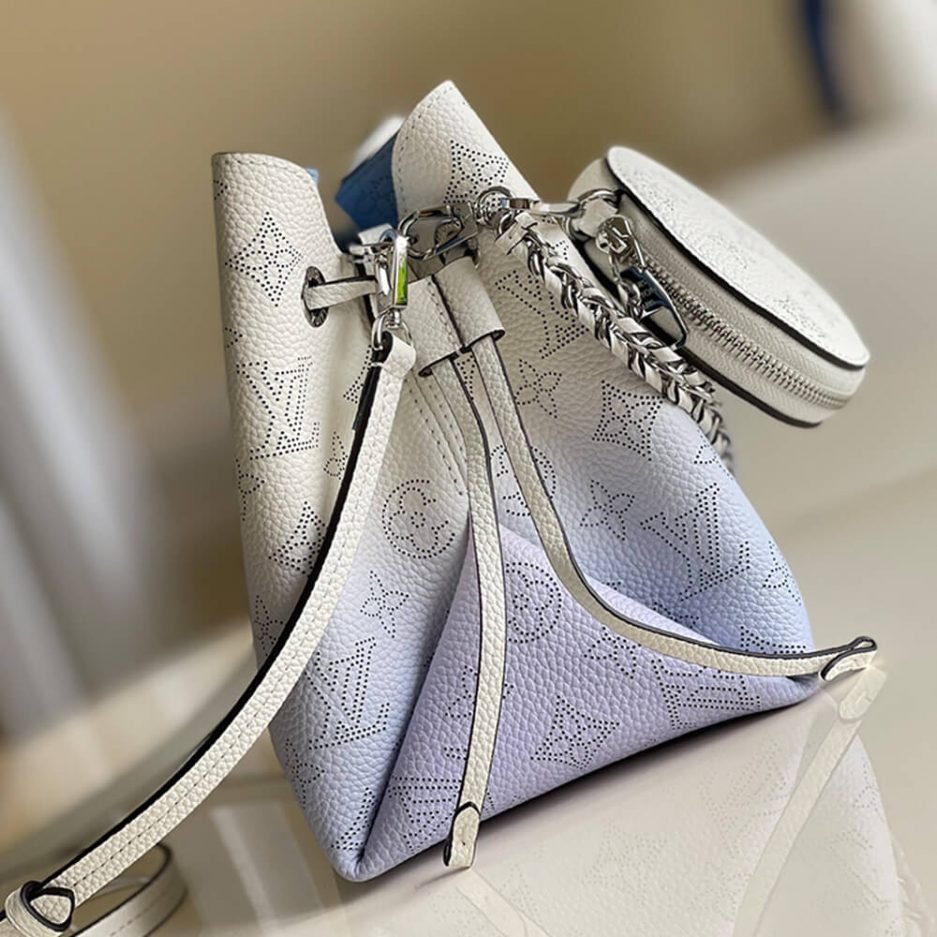 LV BELLA BUCKET BAG - Image 4