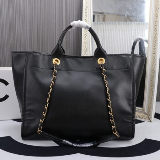 CHANEL LARGE DEAUVILLE TOTE - Image 4