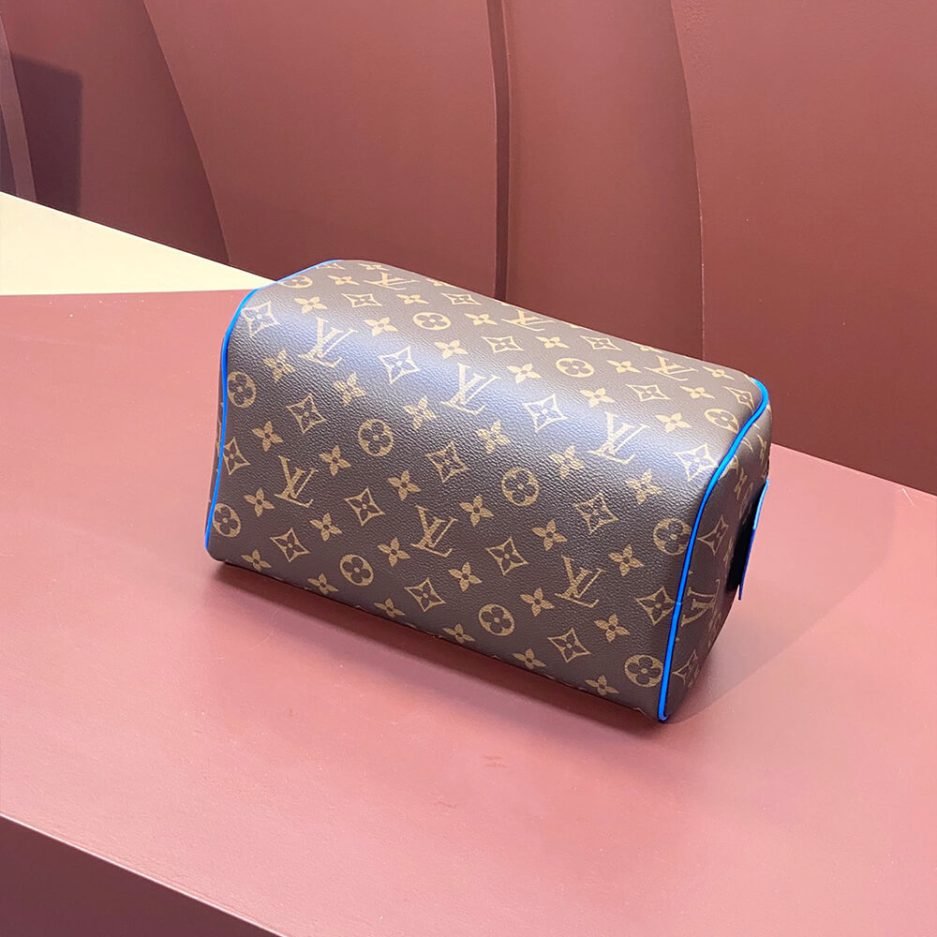 LV Dopp Kit - Image 4