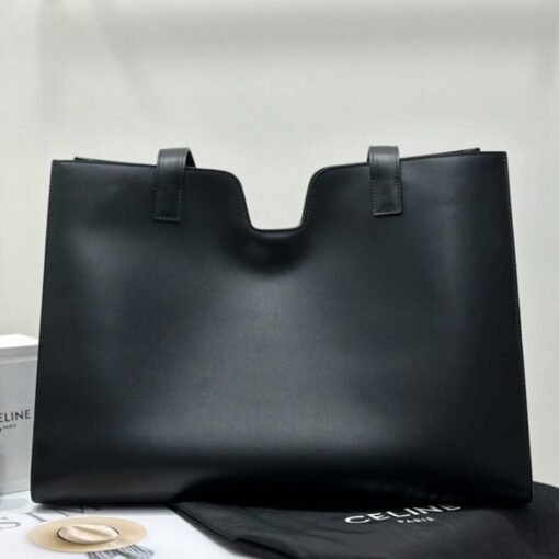 CELINE CABAS 16 IN SUPPLE SMOOTH CALFSKIN - Image 4