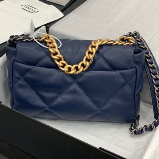 CHANEL 19 HANDBAG - Image 4