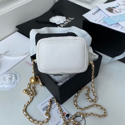 Chanel SMALL VANITY WITH CHAIN - Image 4