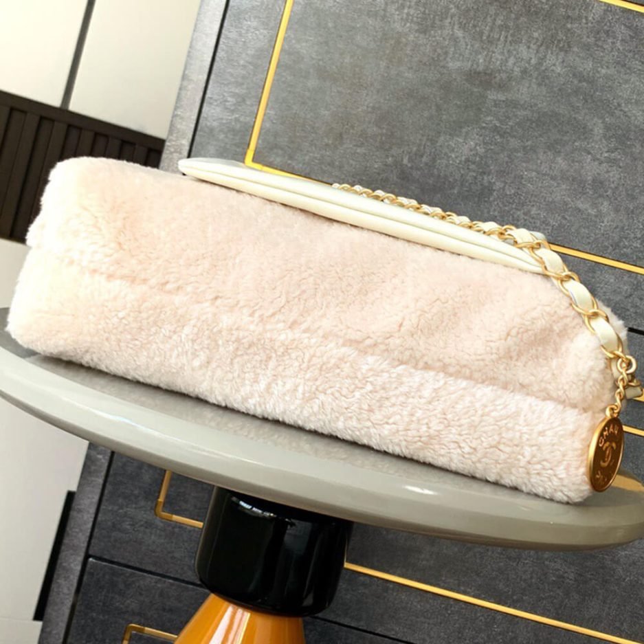 CHANEL 22 SMALL HANDBAG - Image 5