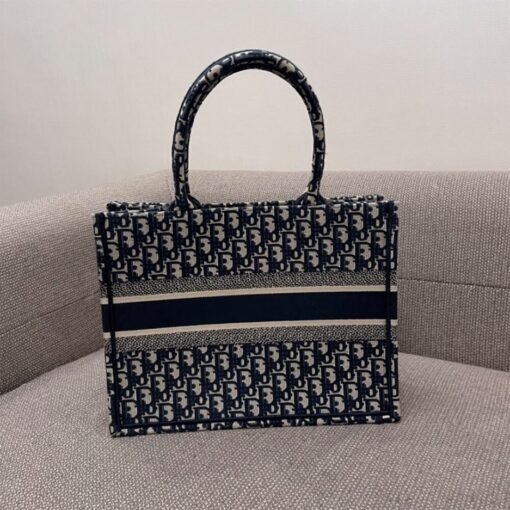 MEDIUM DIOR BOOK TOTE - Image 5