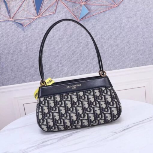 MEDIUM DIOR KEY BAG - Image 5