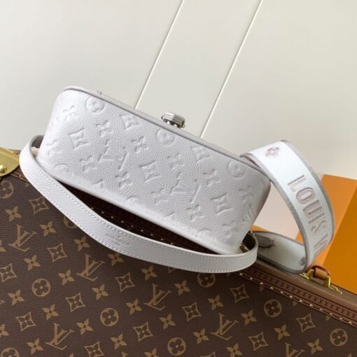 LV Diane - Image 5