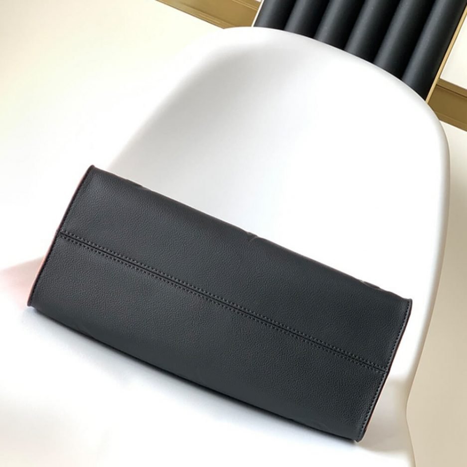 Louis Vuitton ONTHEGO MM - Image 5