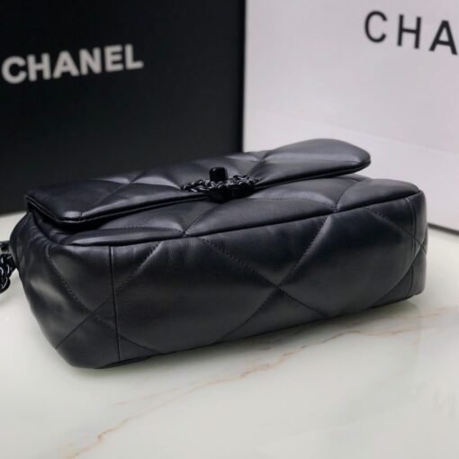 Chanel 19 Handbag - Image 5