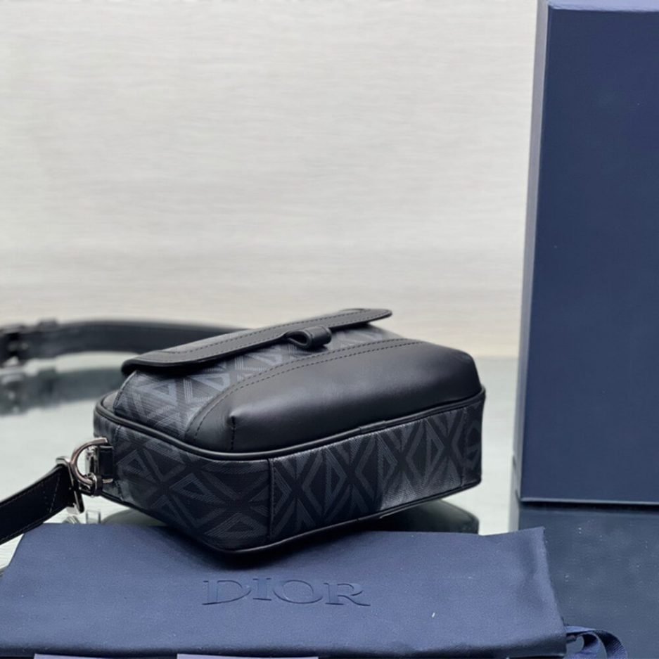 DIOR HIT THE ROAD MESSENGER POUCH - Image 5