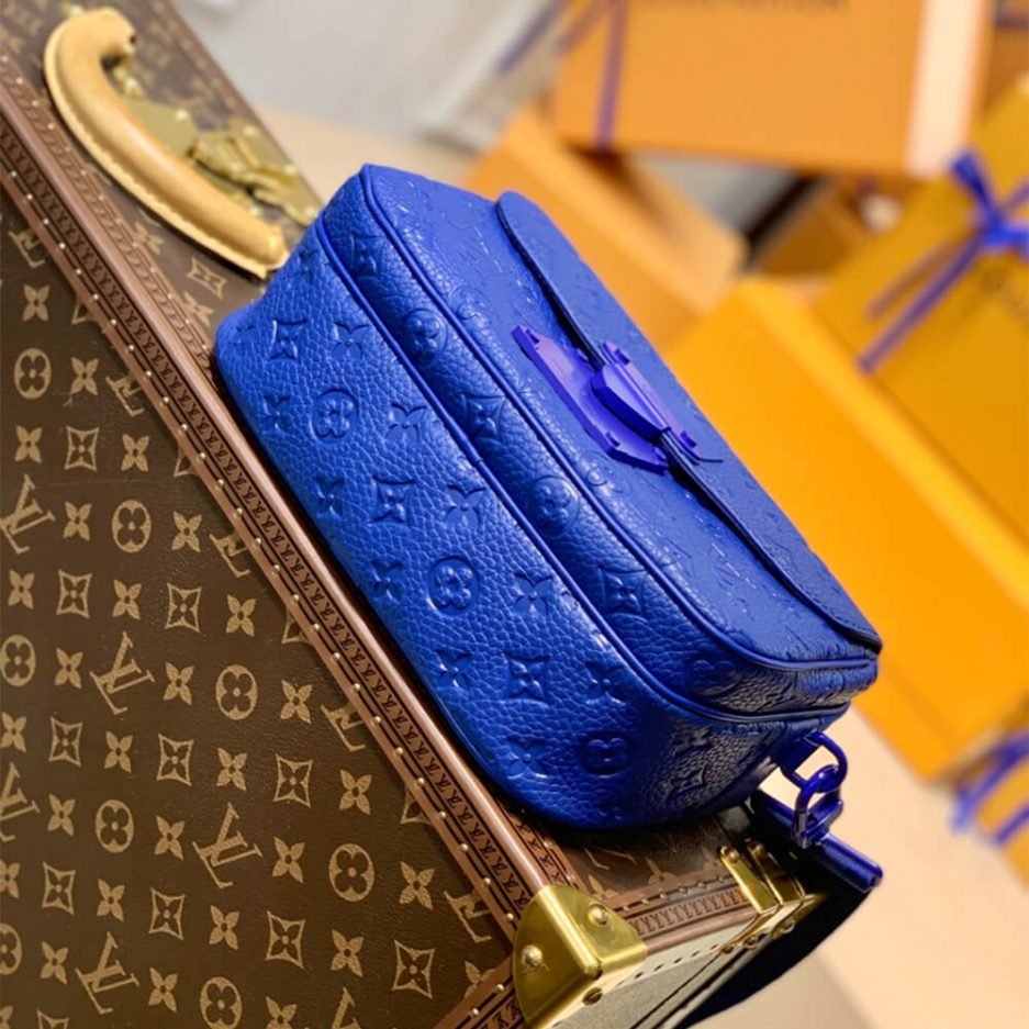 LV S LOCK MESSENGER - Image 5