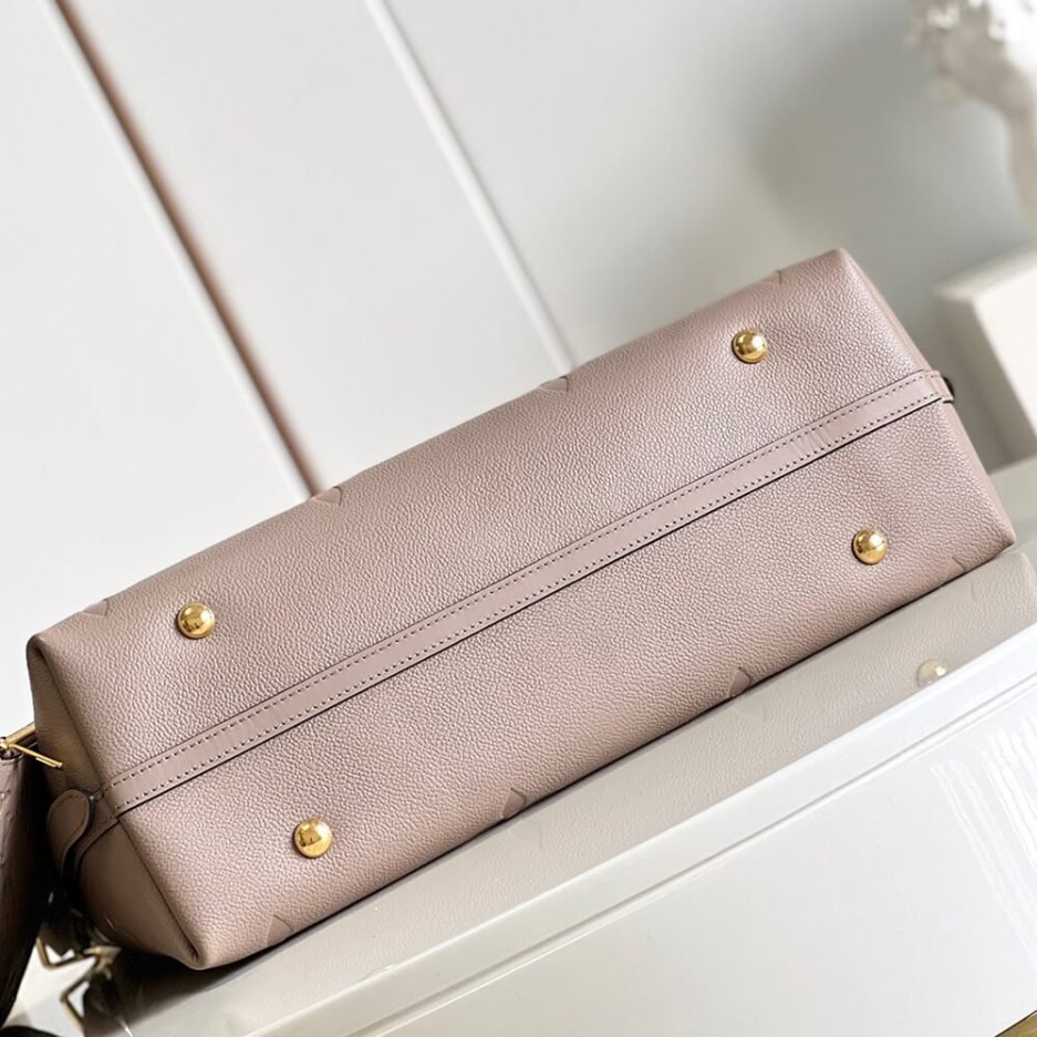 LV CarryAll MM - Image 5