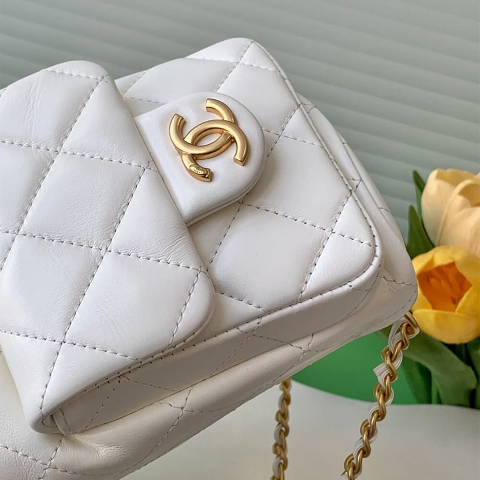 CHANEL Backpack(high-end grade) - Image 6