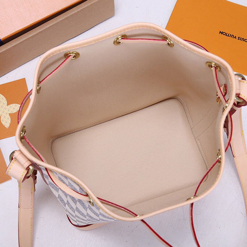 LV Noe Bucket Bag - Image 6