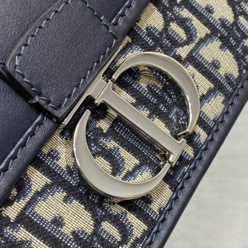 Dior 30 Montaigne East-West Bag with Chain - Image 6