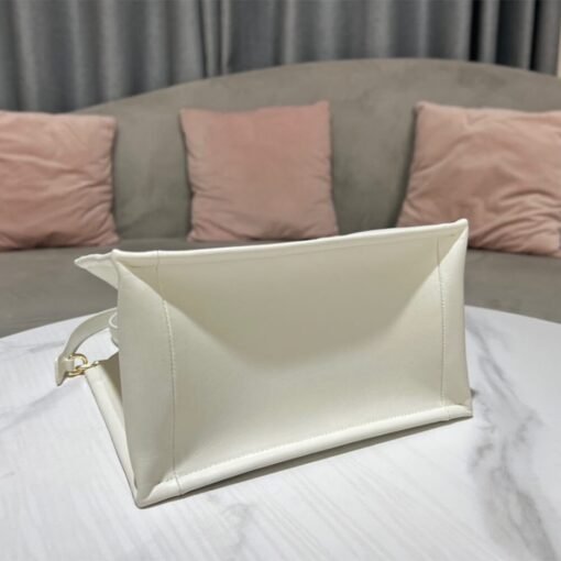 SMALL DIOR ESSENTIAL TOTE BAG - Image 6