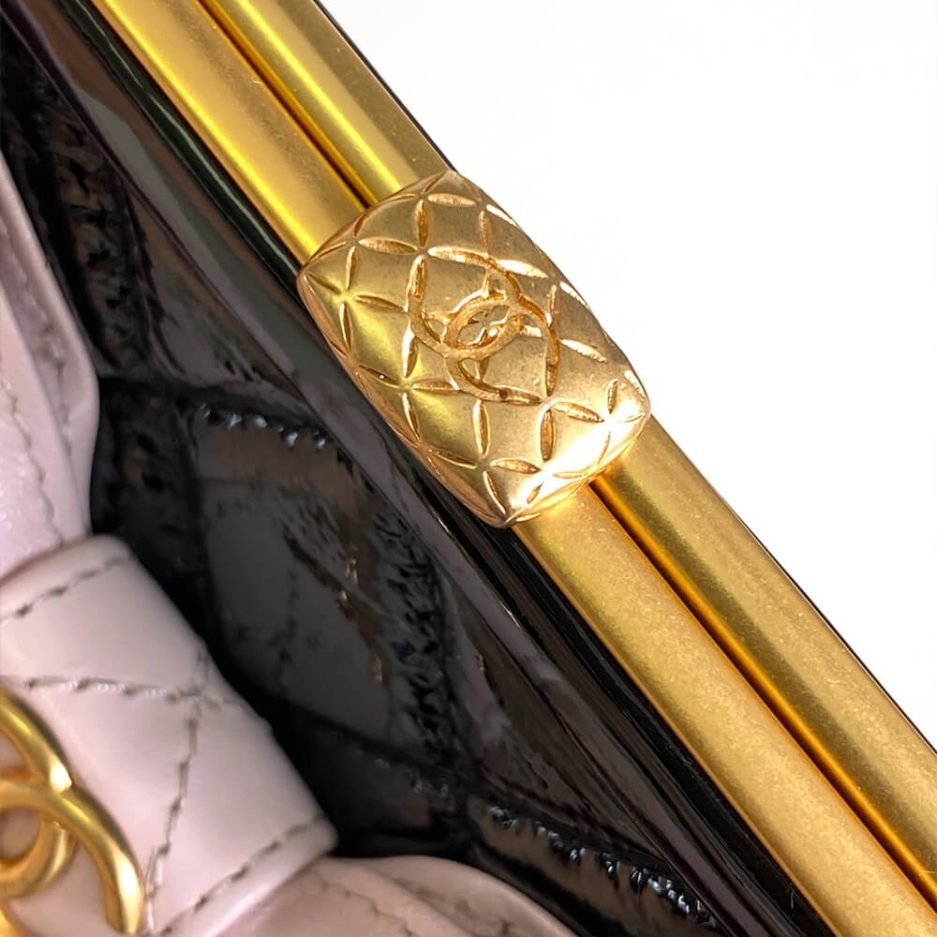 CHANEL Large Clutch With Chain(high-end grade) - Image 6