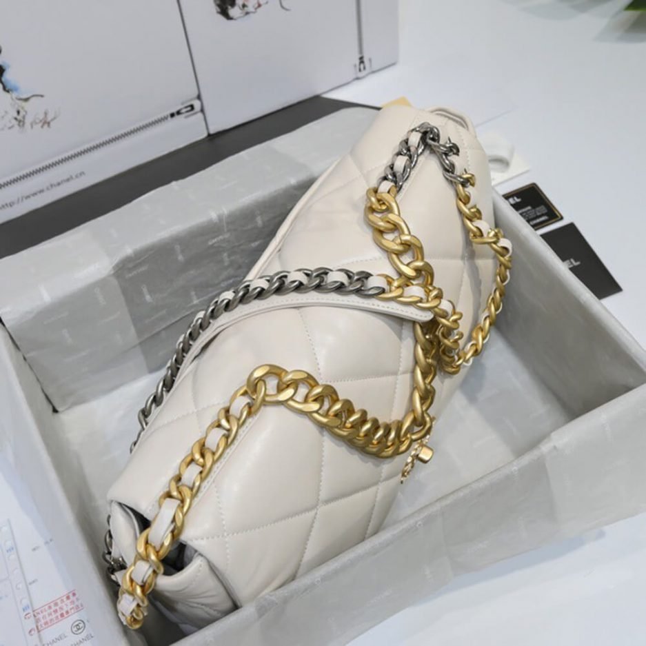 CHANEL 19 MAXI HANDBAG - Image 6