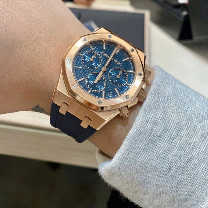 ROYAL OAK SELFWINDING CHRONOGRAPH Ref. 26240OR.OO.D315CR.01 - Image 2