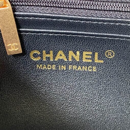 CHANEL MINI 2.55 Handbag - Image 7