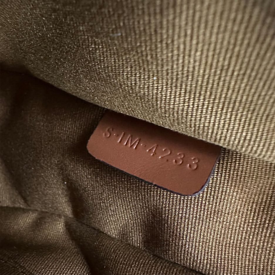 CELINE MEDIUM AVA TRIOMPHE BAG - Image 7