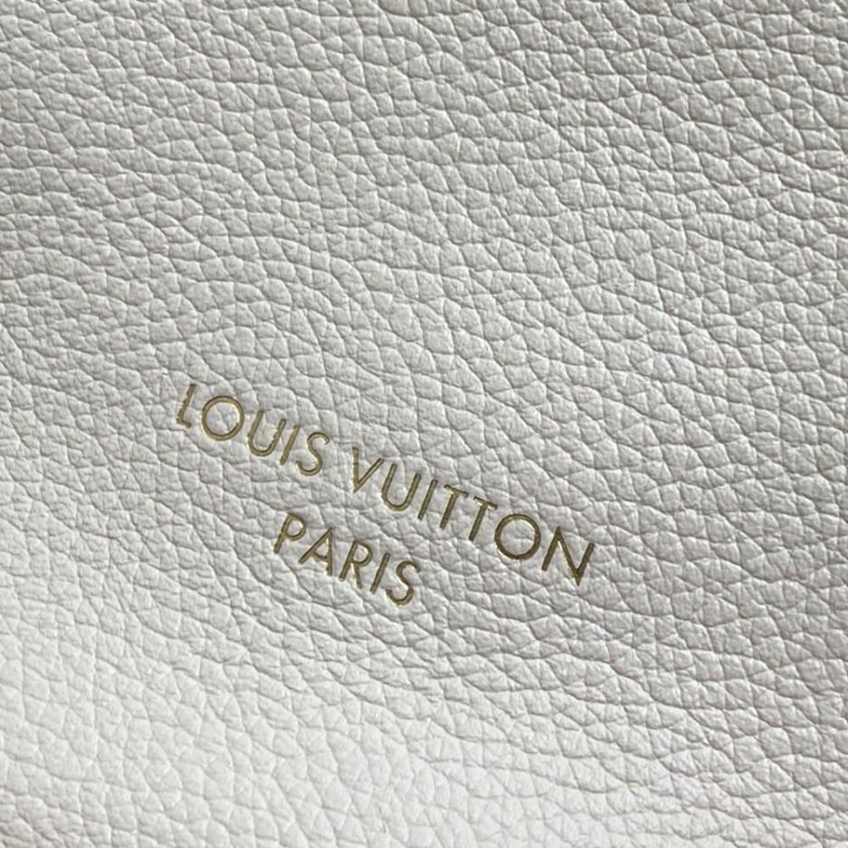 LV Low Key Hobo MM - Image 7