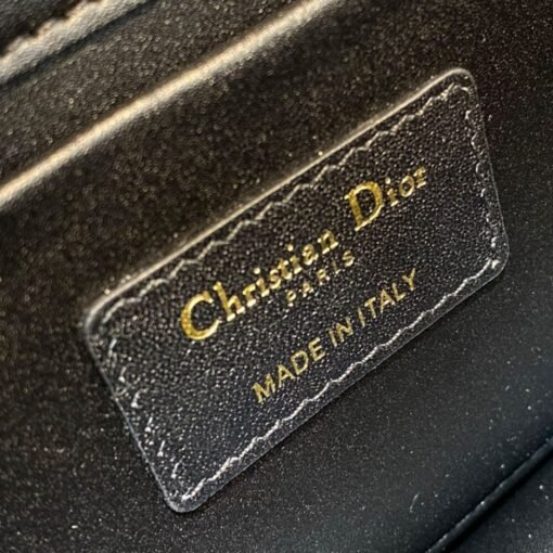 Dior 30 Montaigne East-West Bag with Chain - Image 7
