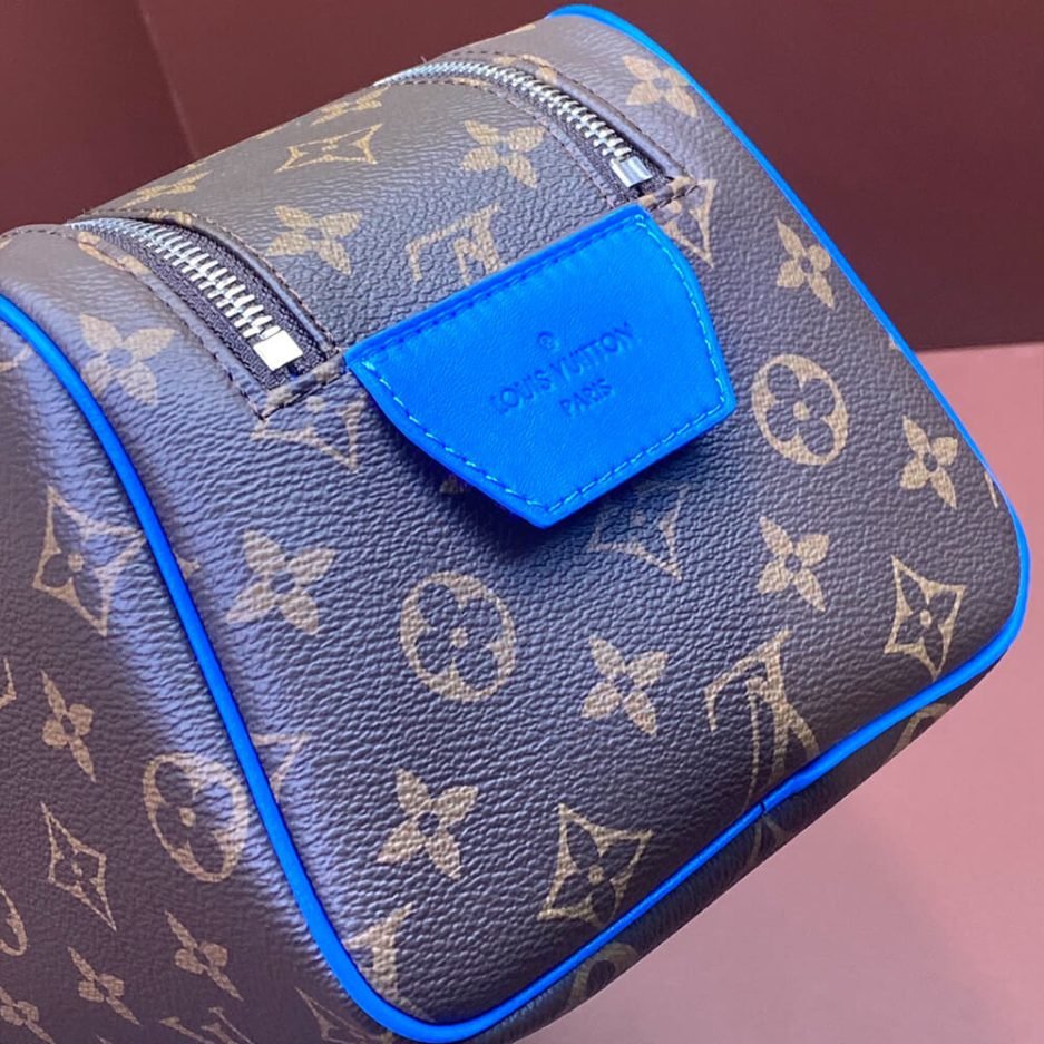 LV Dopp Kit - Image 7