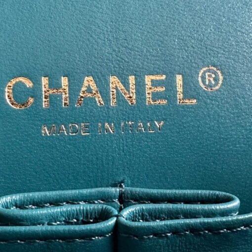 Chanel Tweed Medium Classic Flap Bag - Image 8