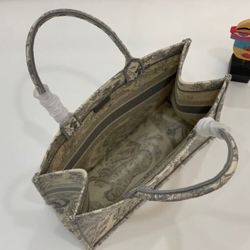 SMALL DIOR BOOK TOTE - Image 8