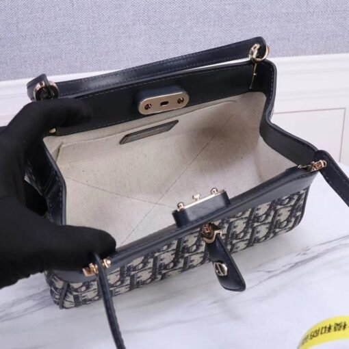 MEDIUM DIOR KEY BAG - Image 8