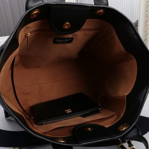 CHANEL LARGE DEAUVILLE TOTE - Image 8