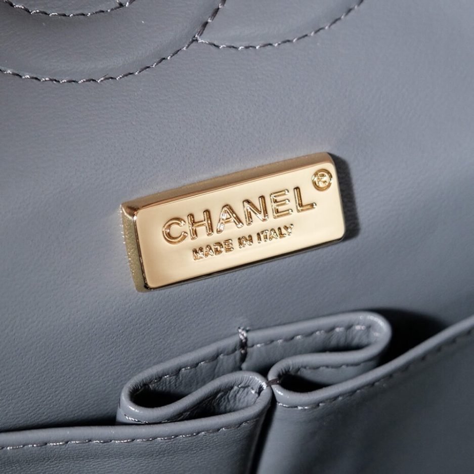 CHANEL CLASSIC 11.12 HANDBAG(high-end grade) - Image 8