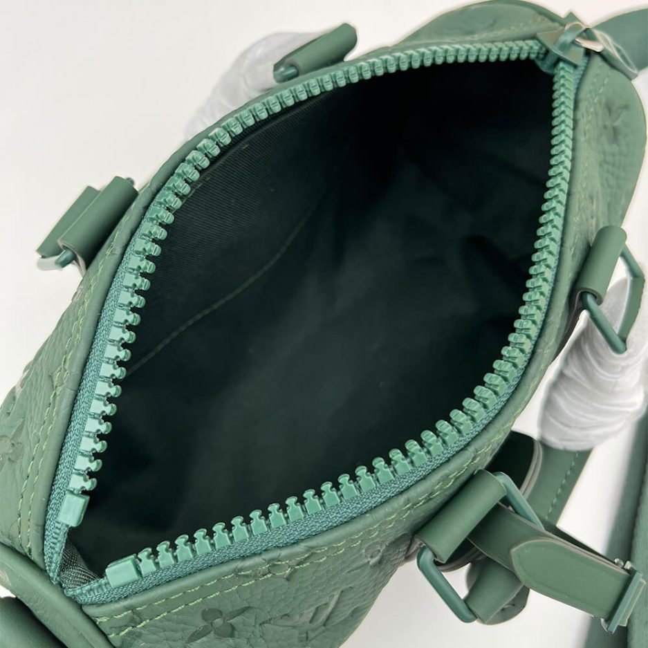 LV Keepall Bandouliere 25 - Image 8