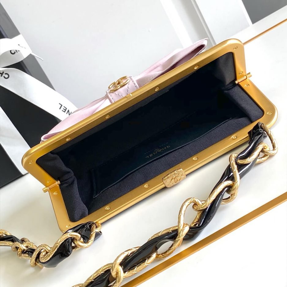 CHANEL Large Clutch With Chain(high-end grade) - Image 8