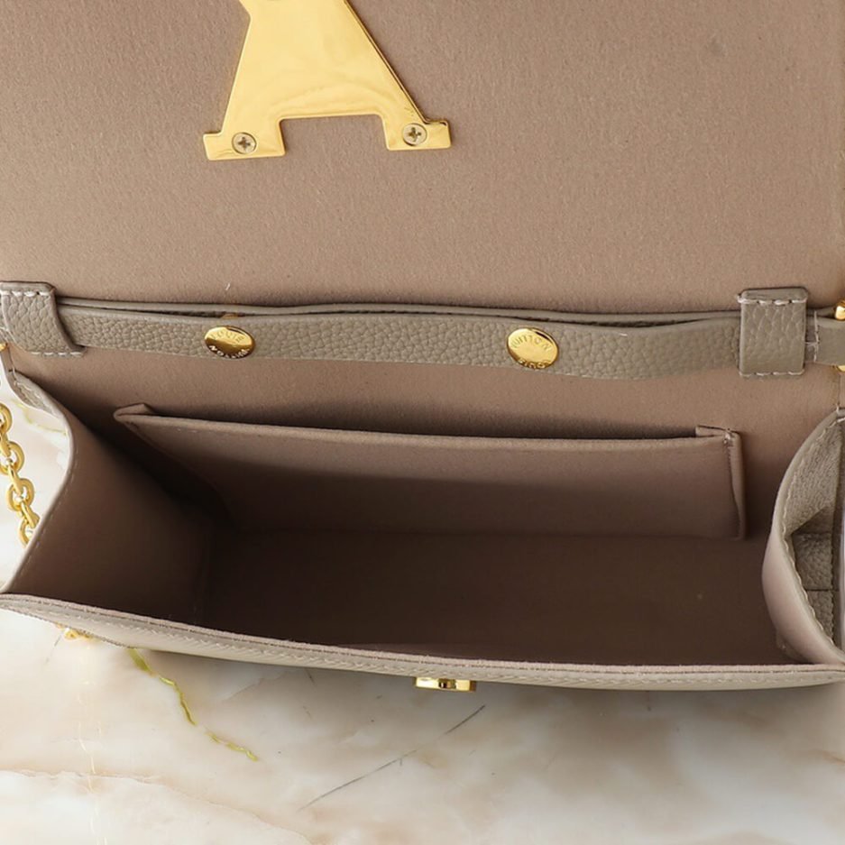 LV Pochette Louise - Image 8