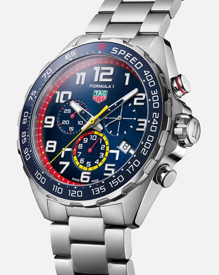 TAG HEUER FORMULA 1 X RED BULL RACING Quartz Chronograph - Diameter 43 mm CAZ101AL.BA0842