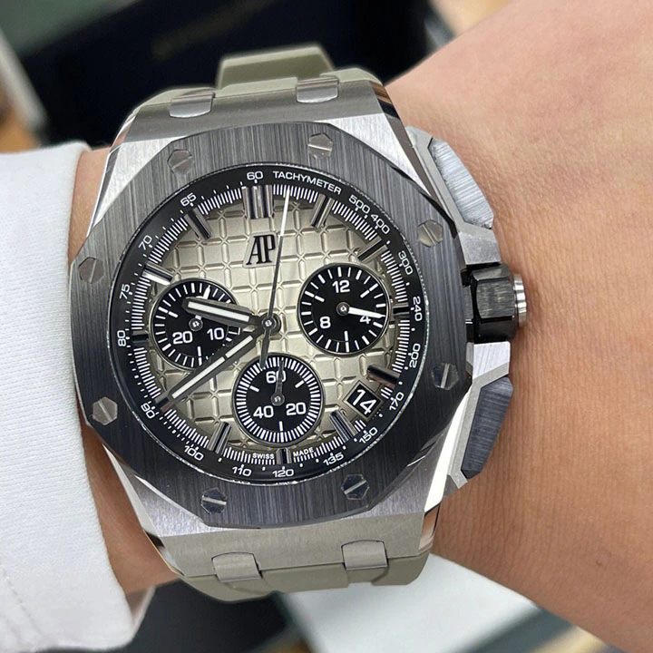 ROYAL OAK OFFSHORE SELFWINDING CHRONOGRAPH Ref. 26420SO.OO.A600CA.01 - Image 4